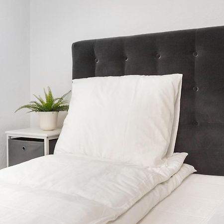5 Min Fra Banegarden - Plads Til 4-Personer Apartment Aalborg Exterior photo