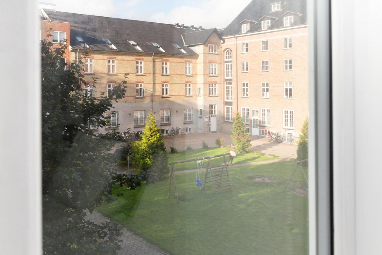 5 Min Fra Banegarden - Plads Til 4-Personer Apartment Aalborg Exterior photo