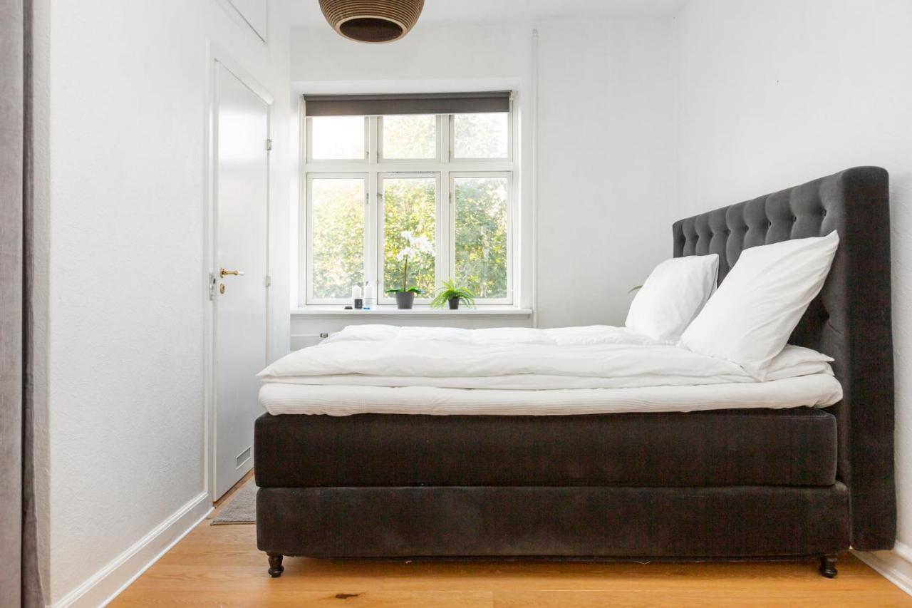 5 Min Fra Banegarden - Plads Til 4-Personer Apartment Aalborg Exterior photo